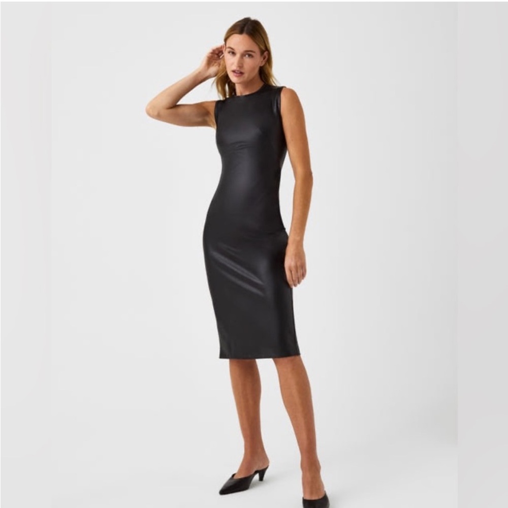 NWT! SPANX Faux Leather Sheath Dress II Sleeveless. Luxe Black. Size Small